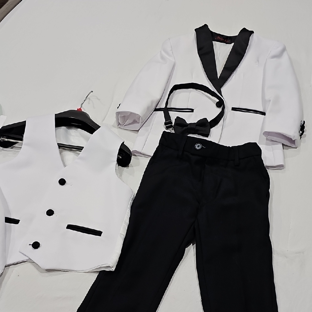 Stylish Black and White Formal Suit Set